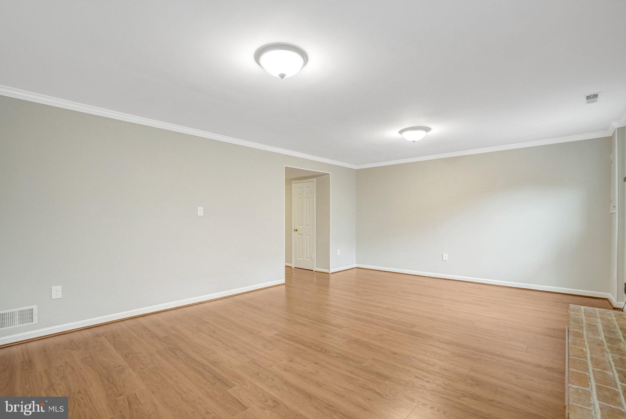 SEVEN OAKS - Residential