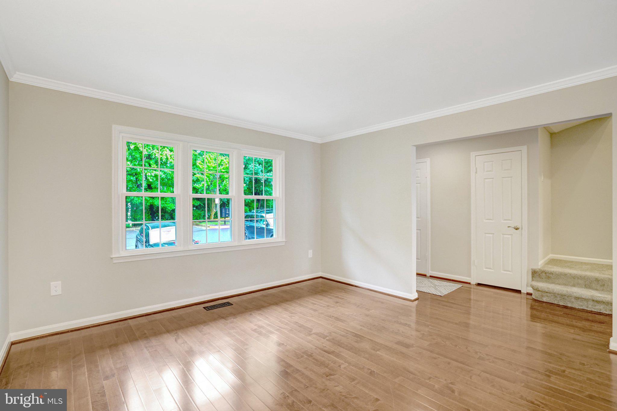 SEVEN OAKS - Residential