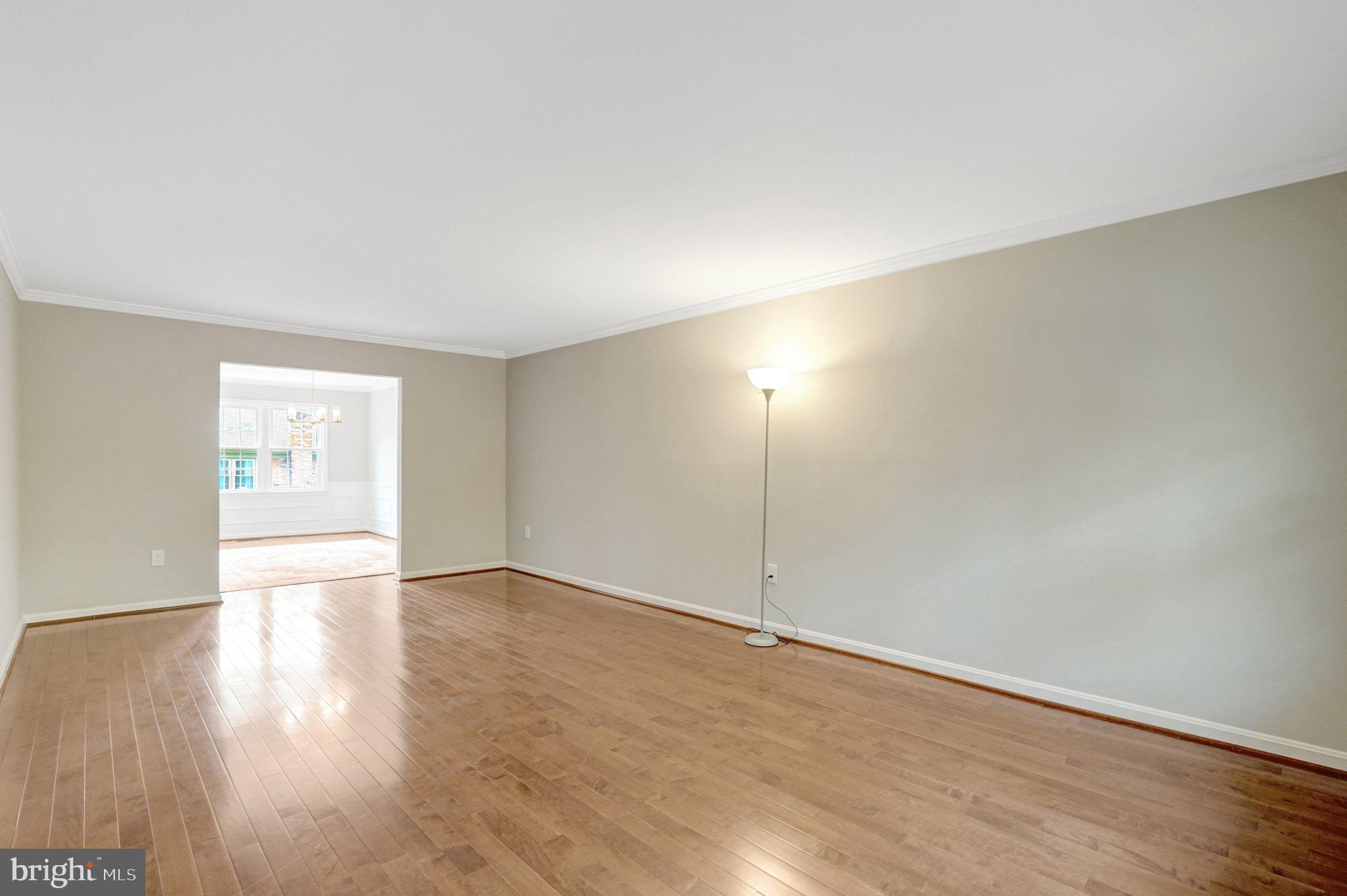 SEVEN OAKS - Residential