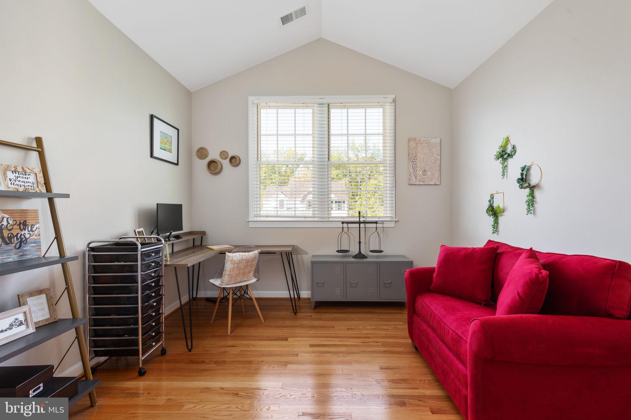 FEATHERSTONE FARMS - Residential