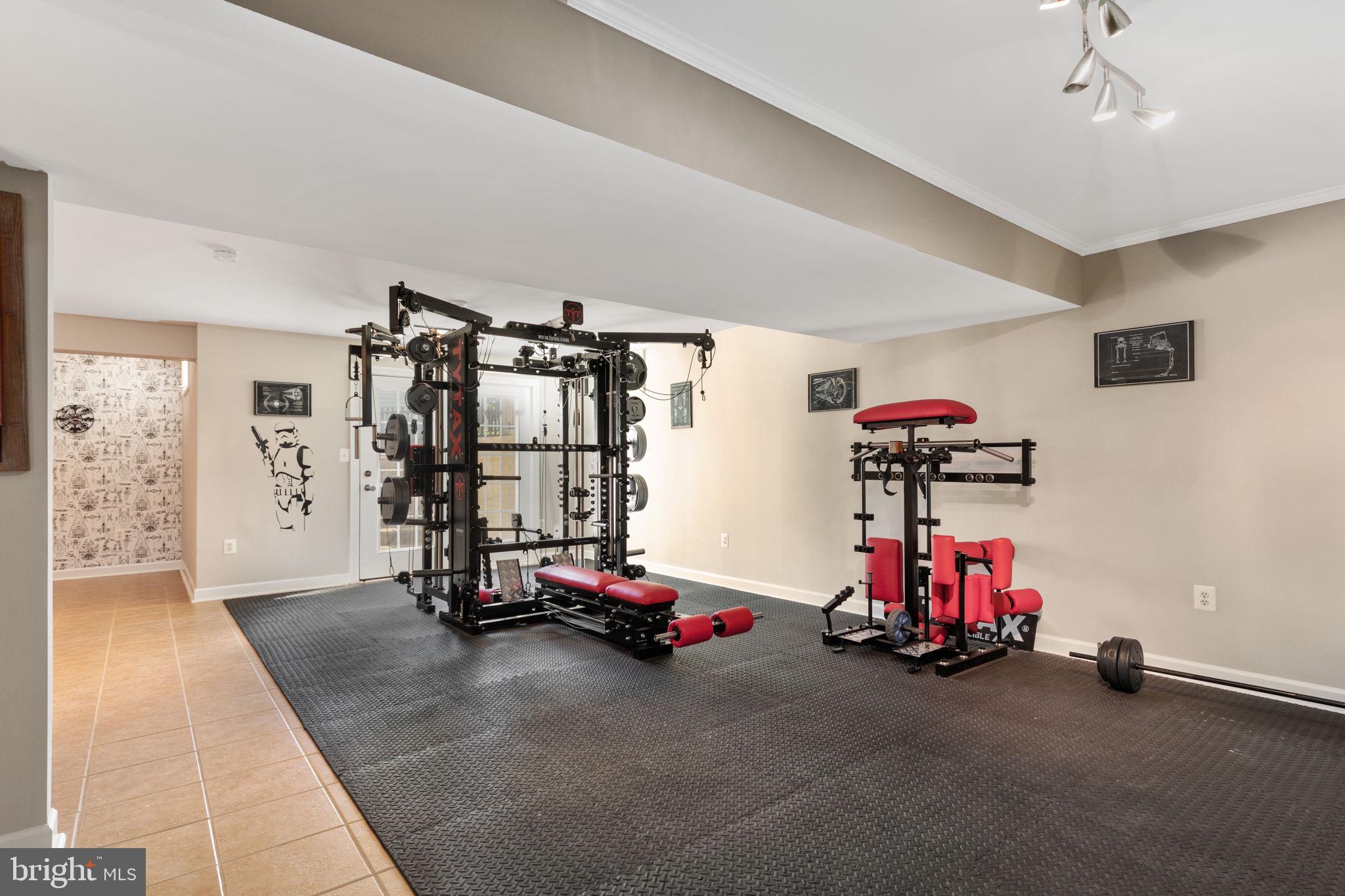 FEATHERSTONE FARMS - Residential