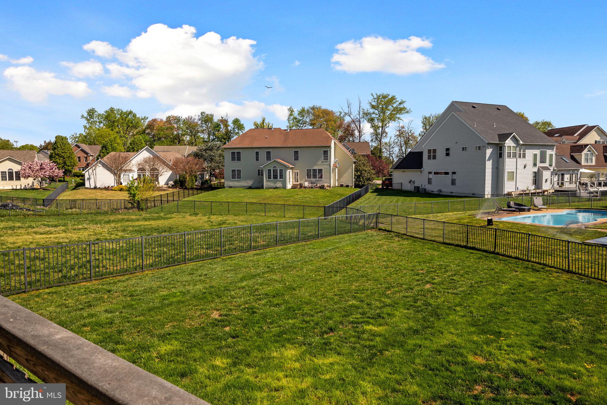 FEATHERSTONE FARMS - Residential
