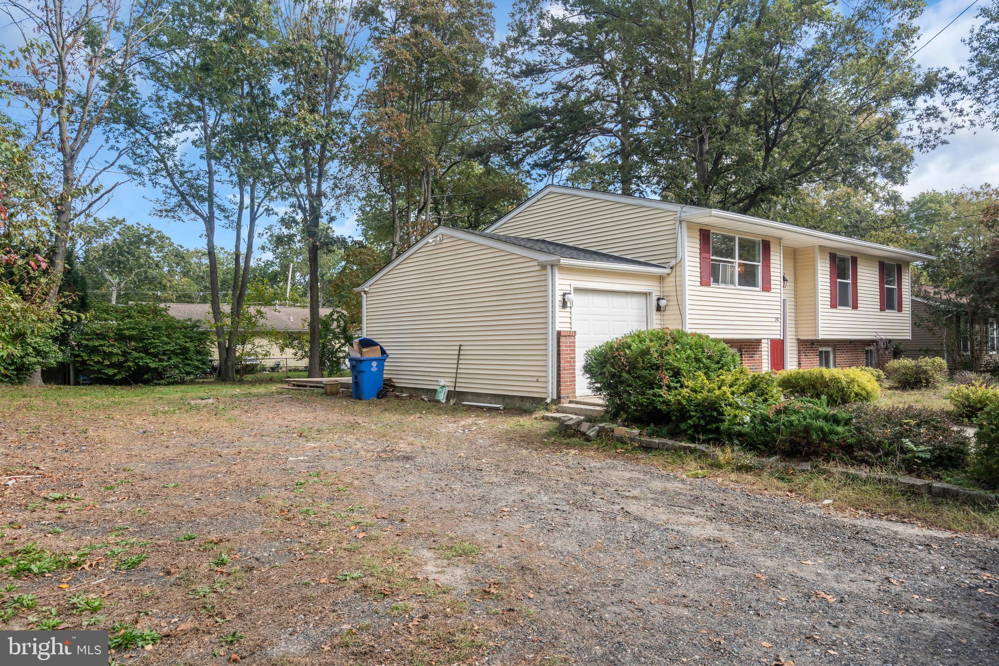 242 PHILLIPS AVENUE
