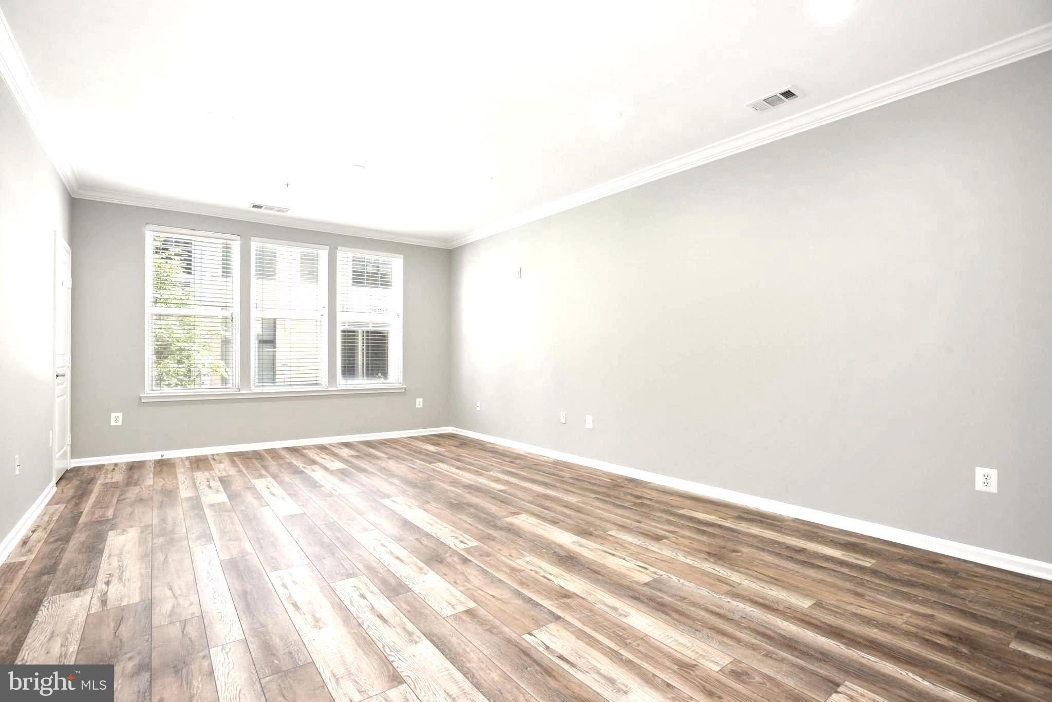 RESTON TOWN CENTER - Residential Lease