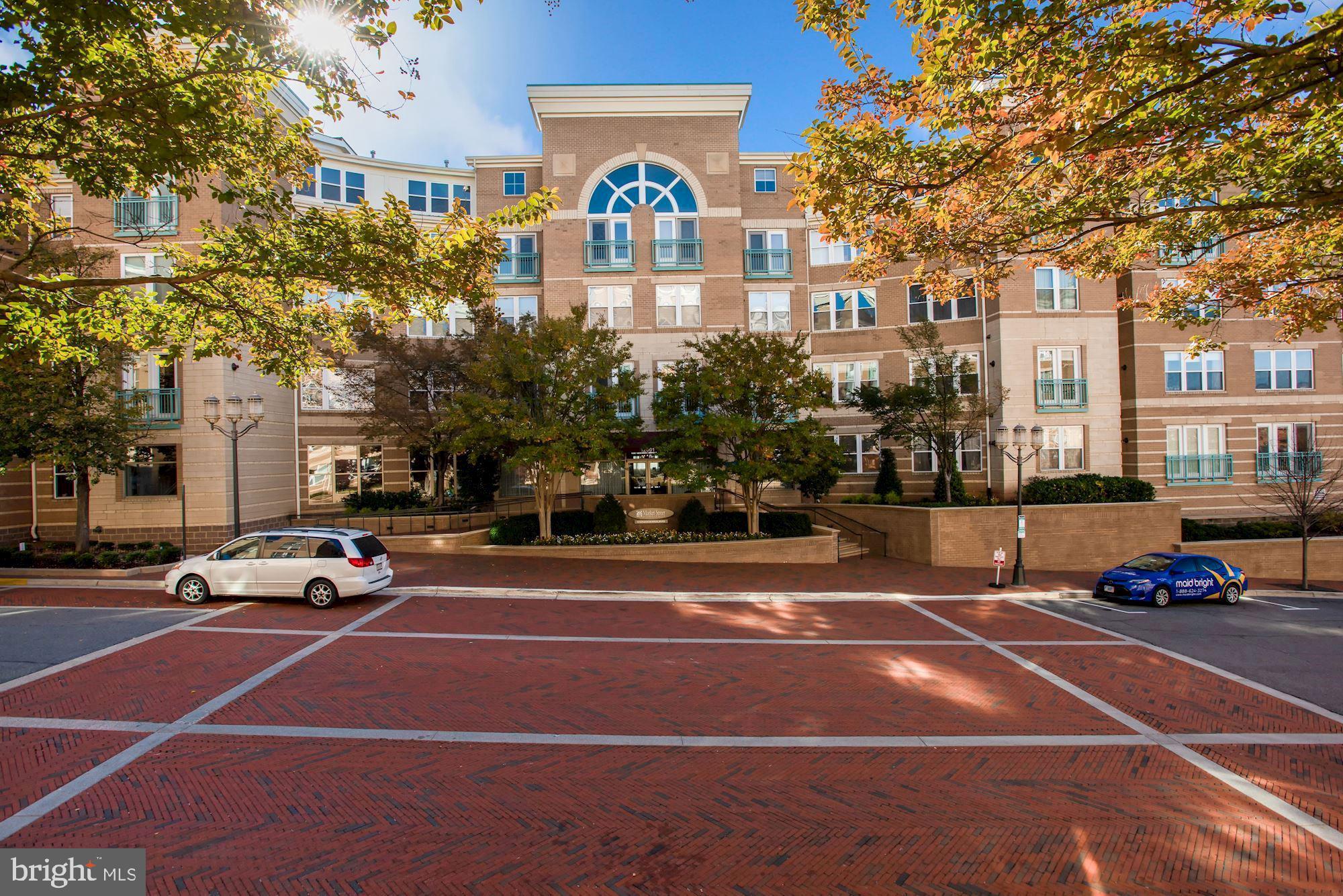 RESTON TOWN CENTER - Residential Lease