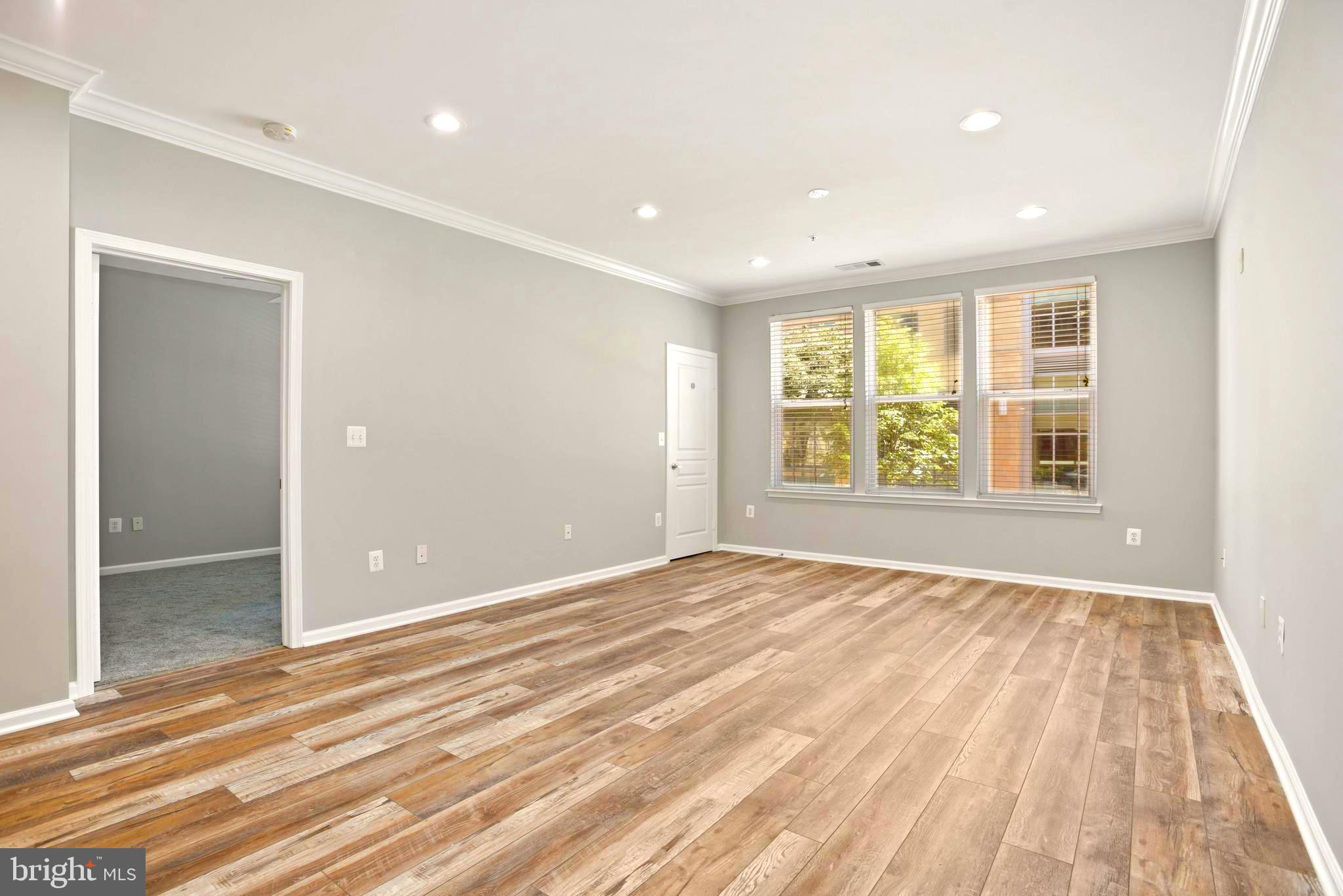 RESTON TOWN CENTER - Residential Lease