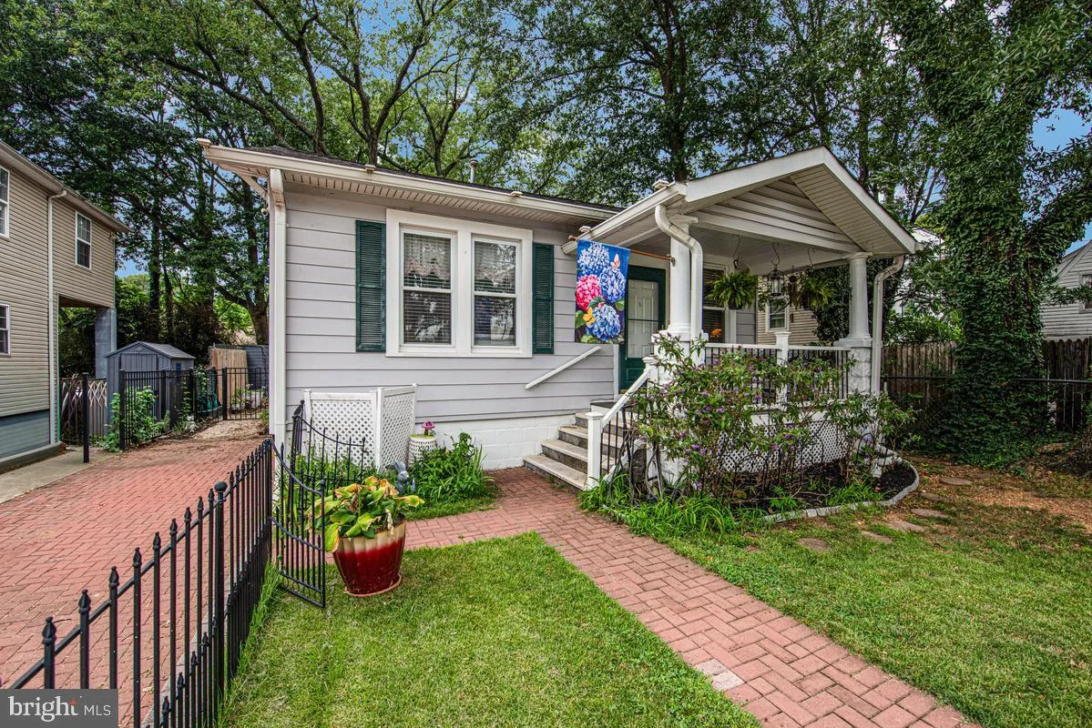 4512 38th Place, Brentwood, MD, 20722