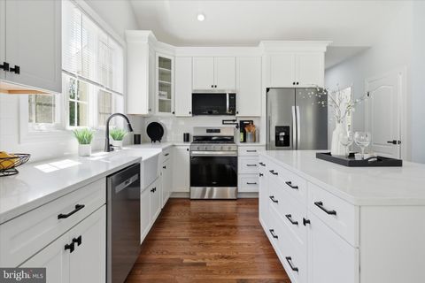 Tiny photo for 421 Harrison Drive, HOCKESSIN, DE 19707 (MLS # DENC2102658)