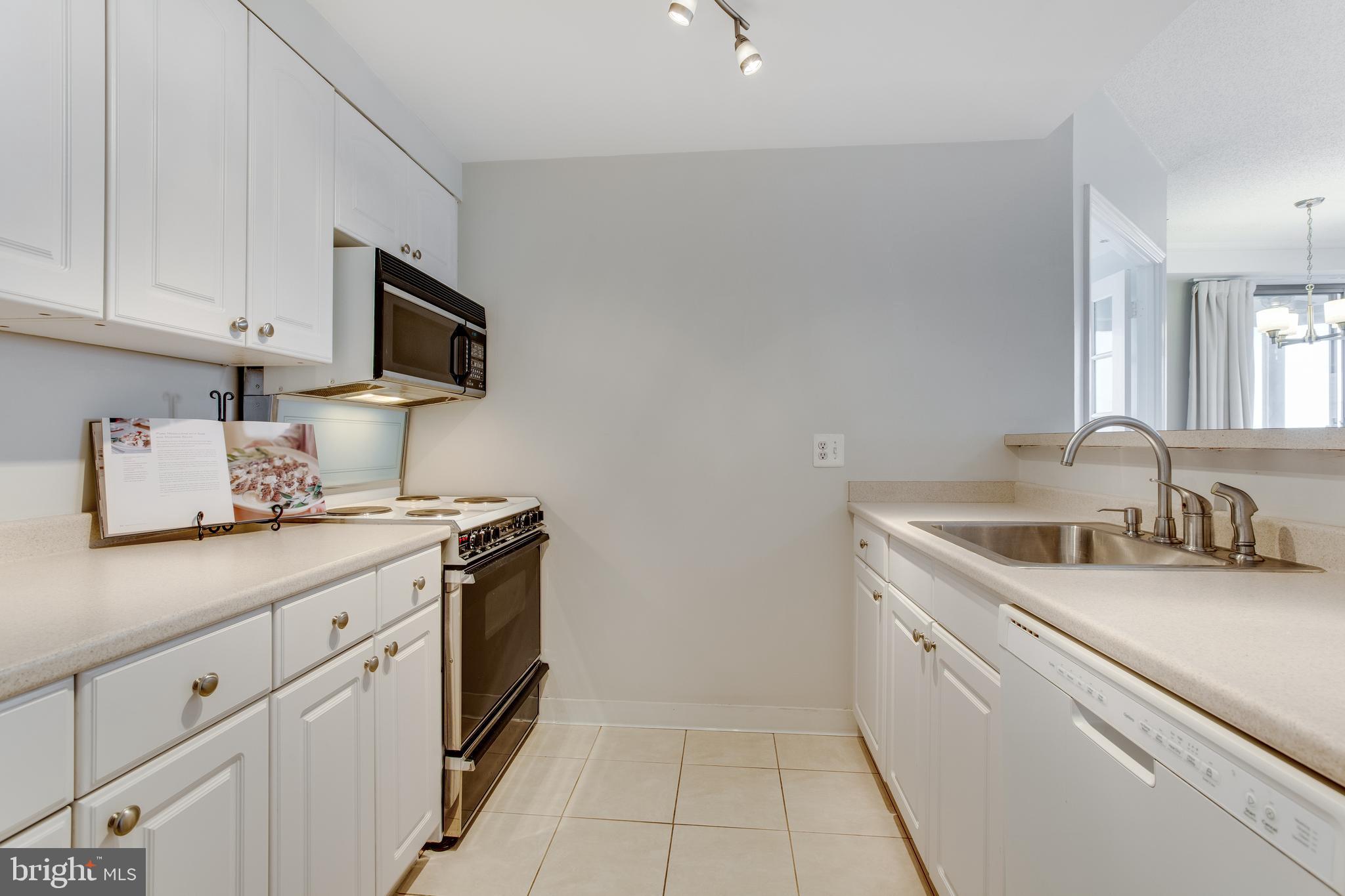 THE VICTORIA CODM - Residential