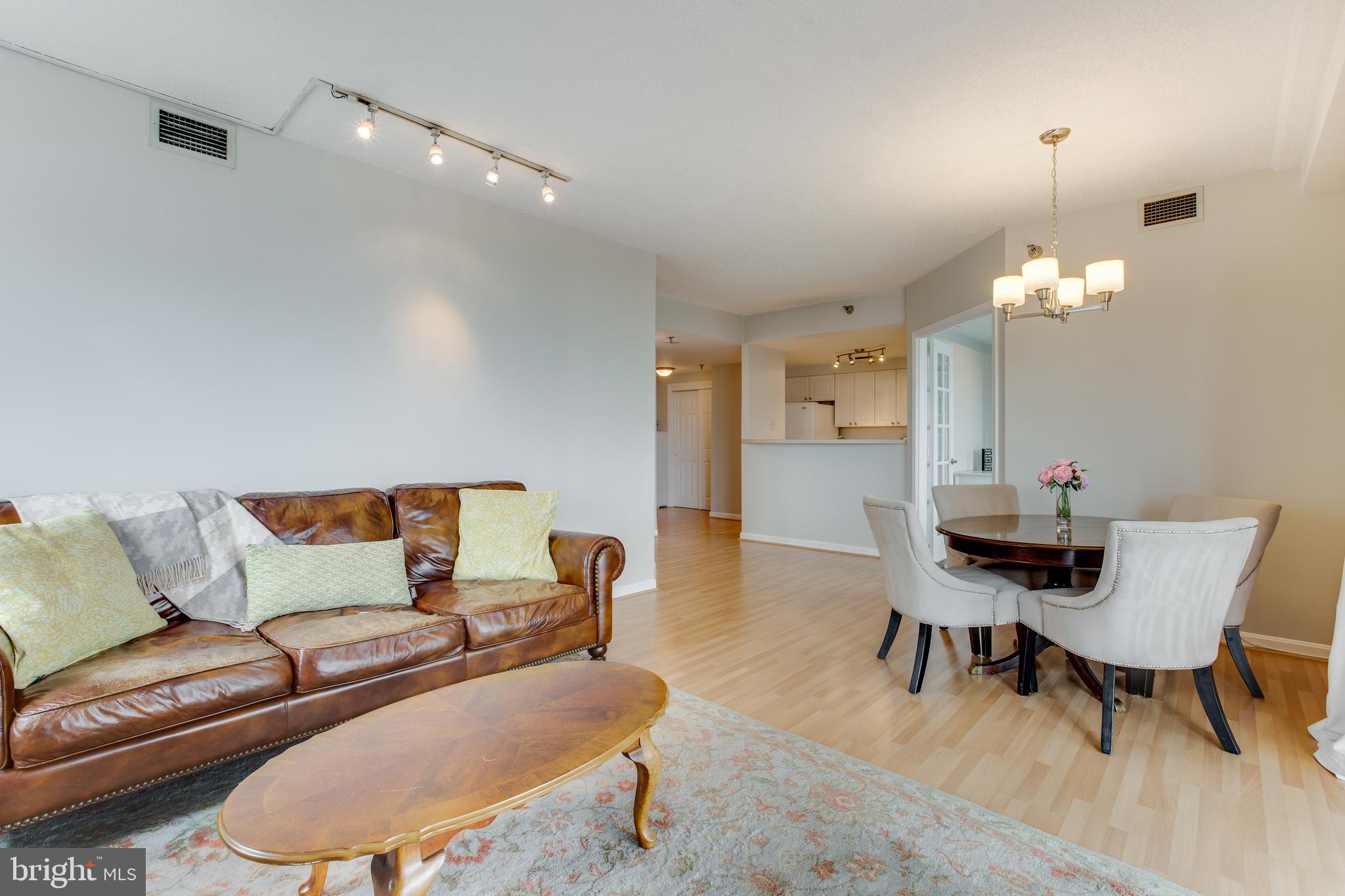 THE VICTORIA CODM - Residential