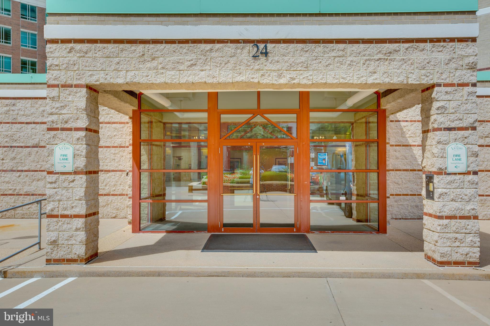 THE VICTORIA CODM - Residential