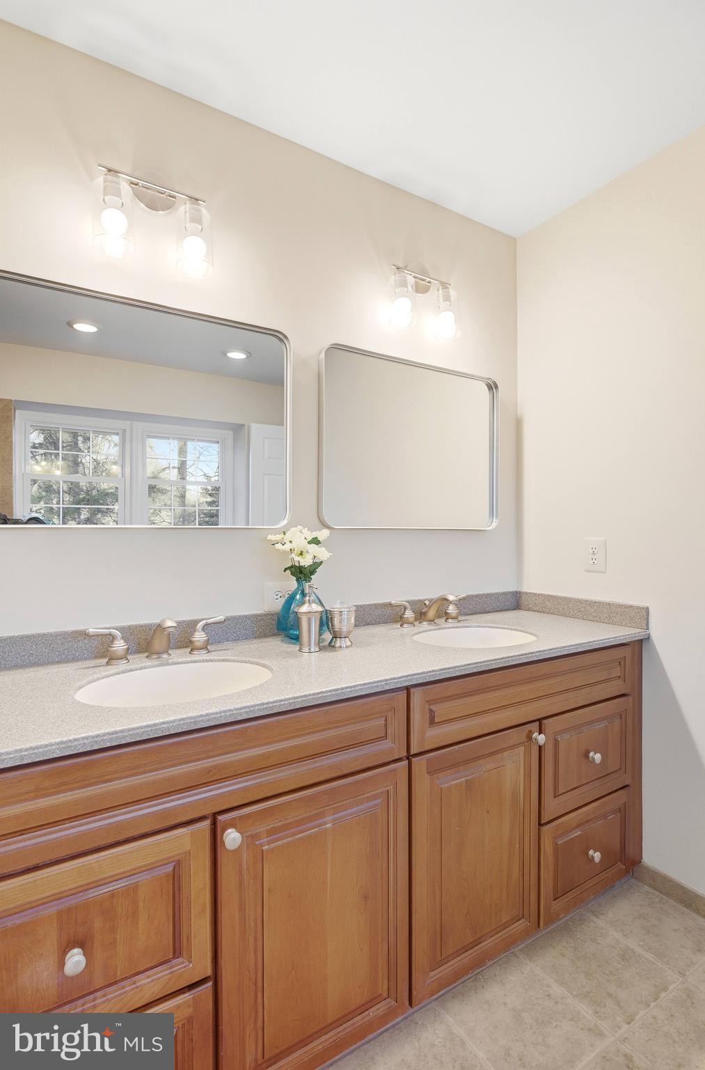 BIRCHTREE - Residential