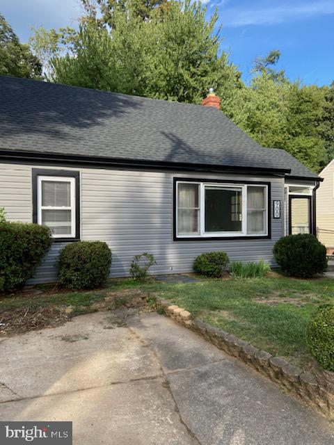 900 WADE AVENUE