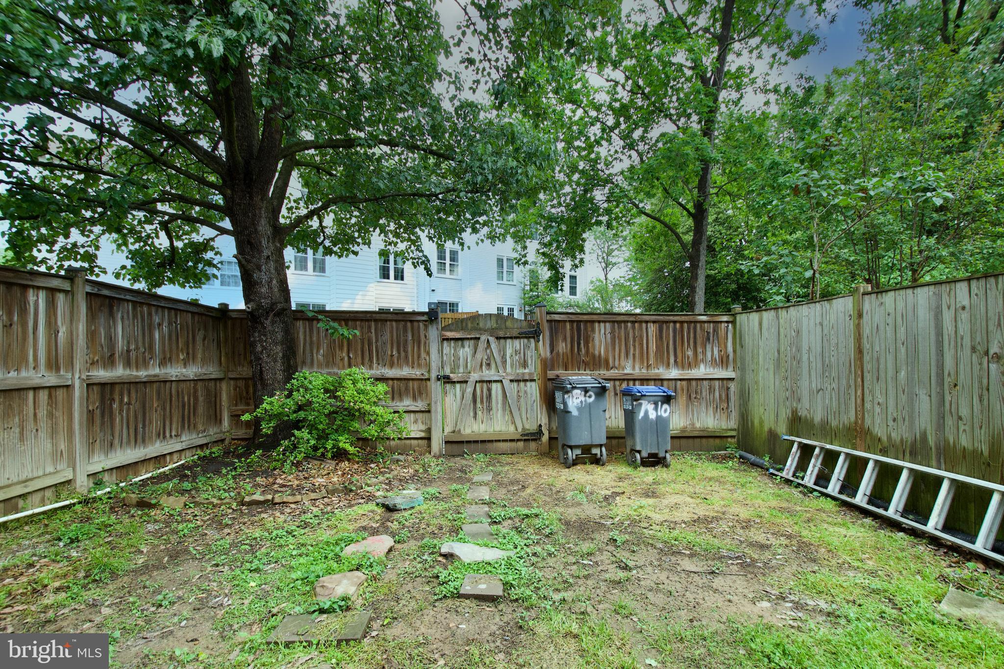 SARATOGA TOWNHOUSES - Residential Lease