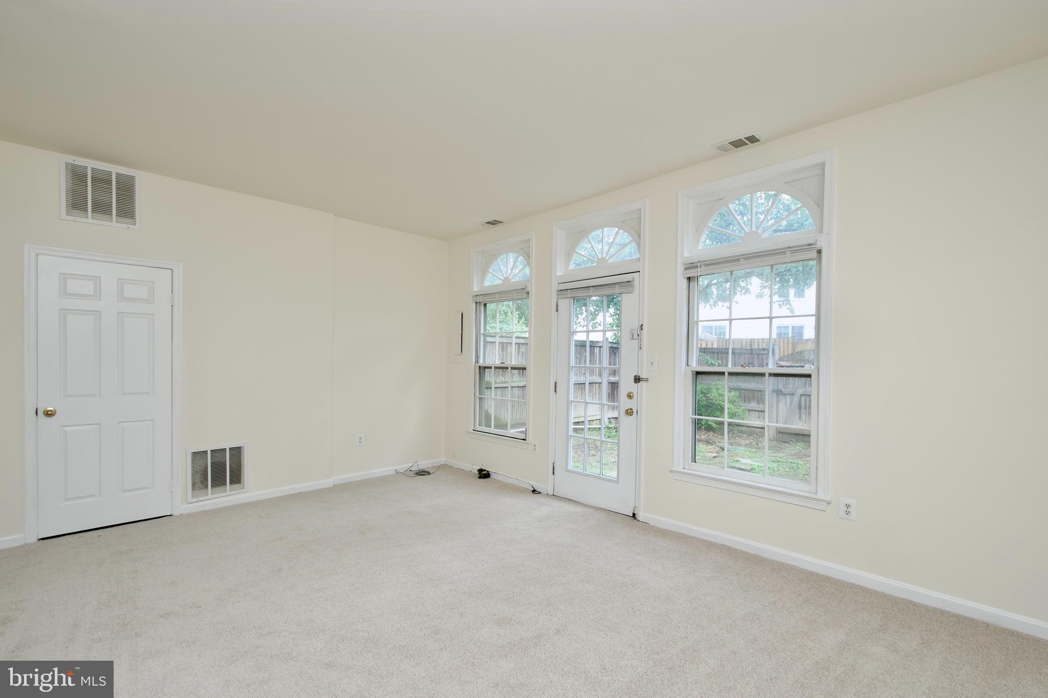 SARATOGA TOWNHOUSES - Residential Lease