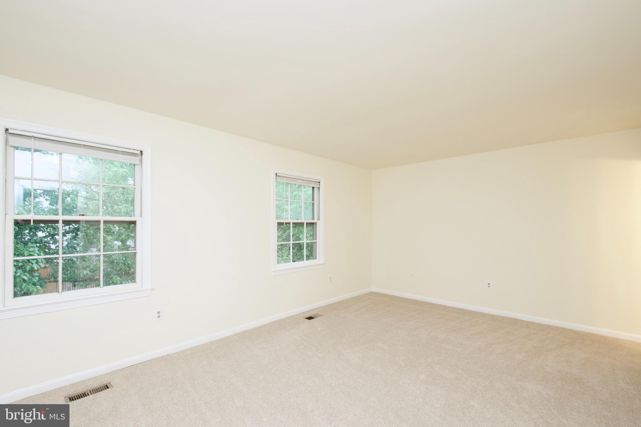 SARATOGA TOWNHOUSES - Residential Lease