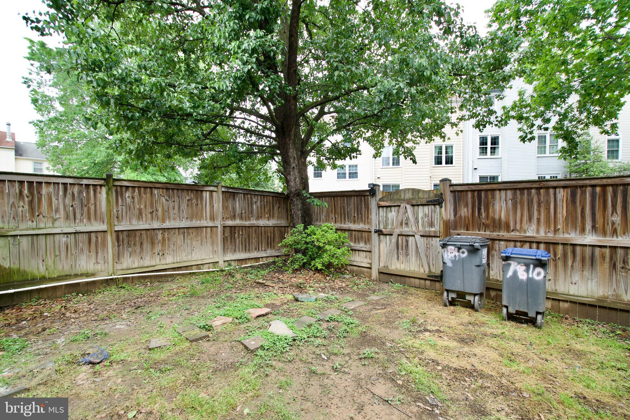 SARATOGA TOWNHOUSES - Residential Lease