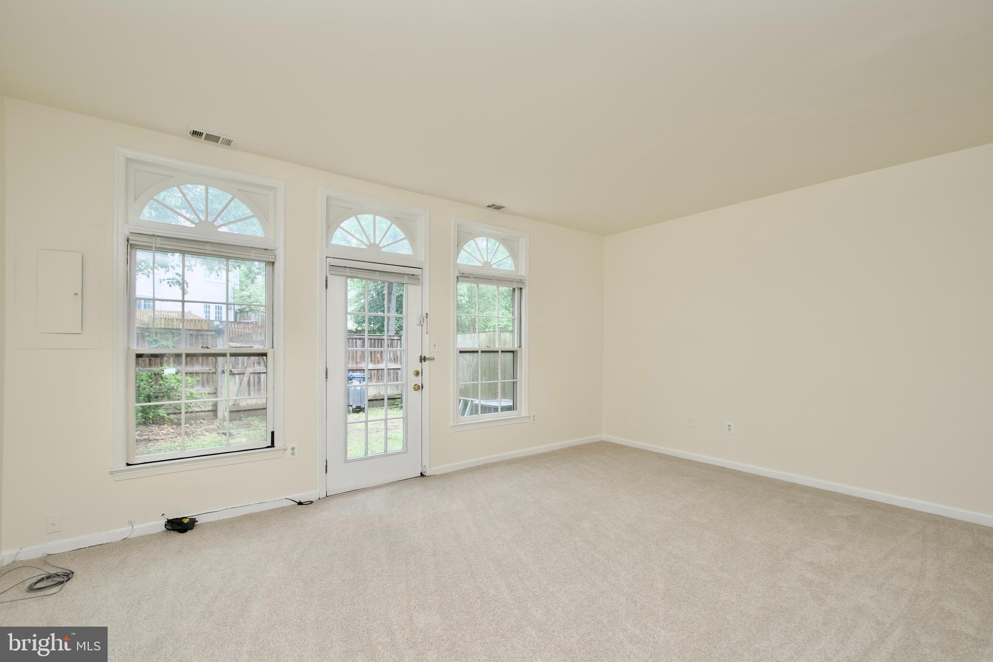 SARATOGA TOWNHOUSES - Residential Lease