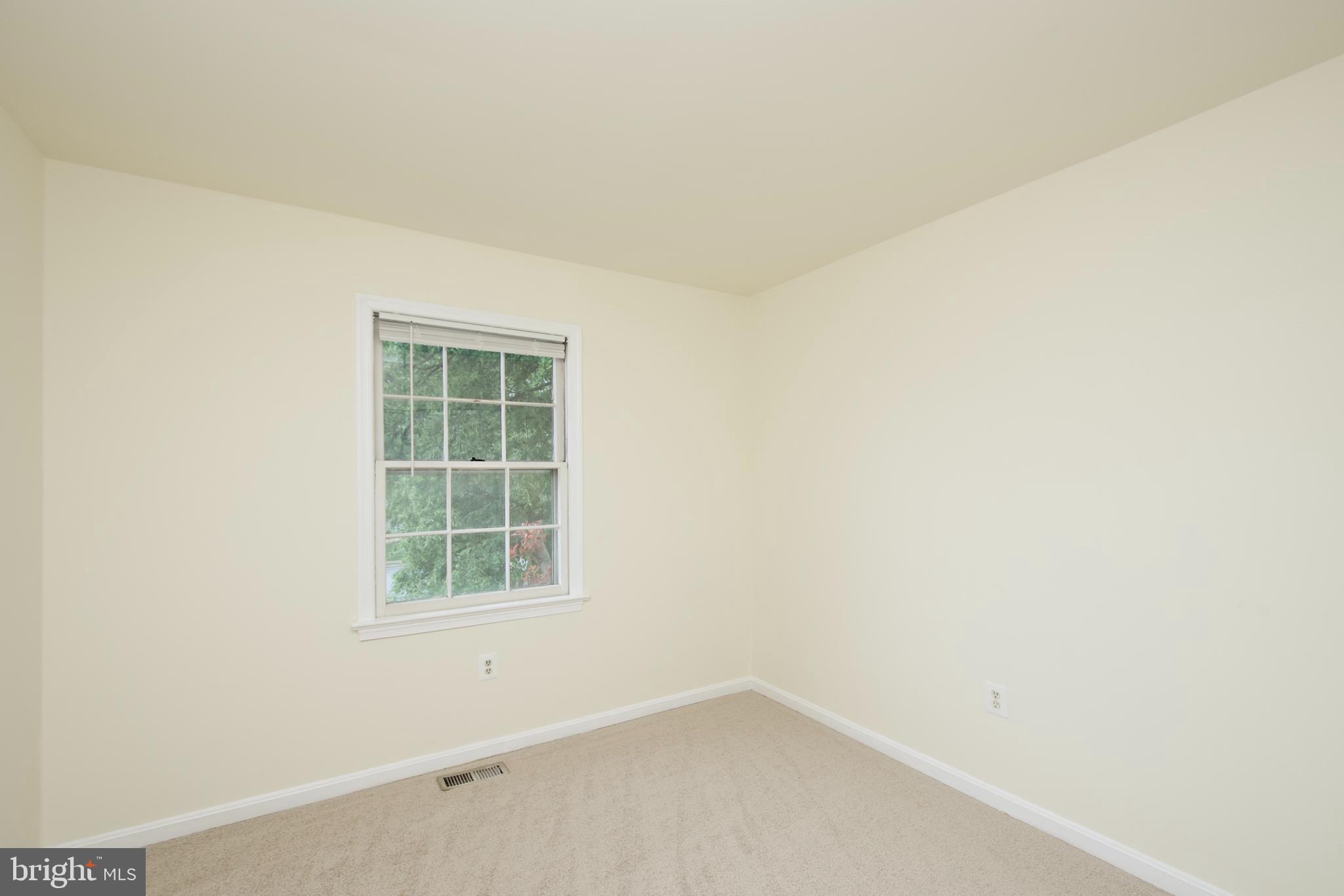 SARATOGA TOWNHOUSES - Residential Lease