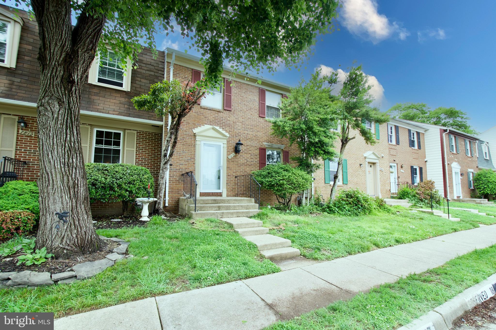 SARATOGA TOWNHOUSES - Residential Lease