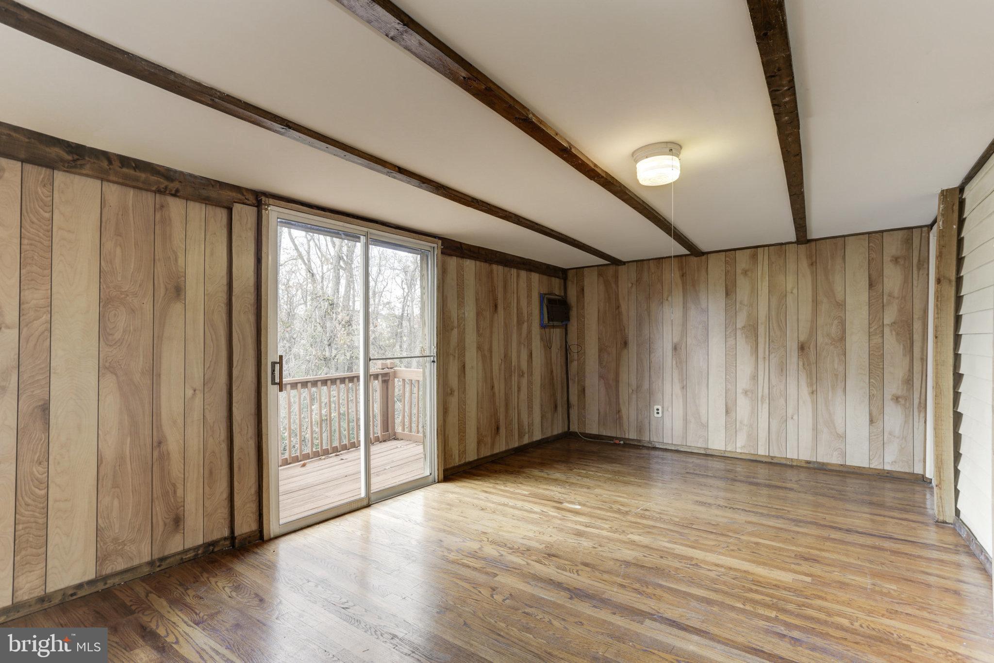 CHARLTON HEIGHTS - Residential Lease