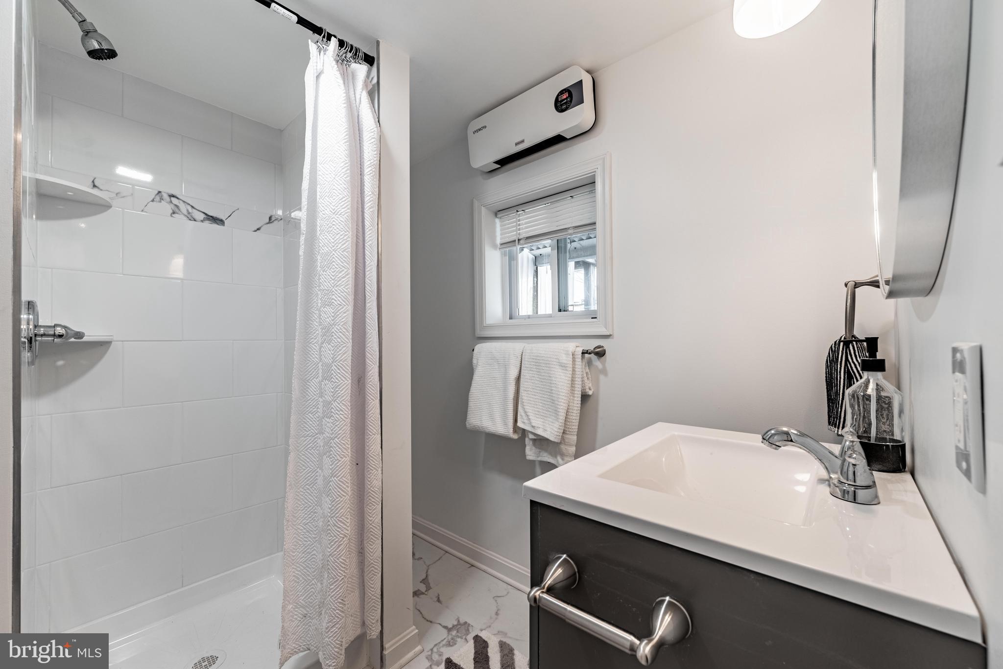 HAMPDEN HISTORIC DISTRICT - Residential