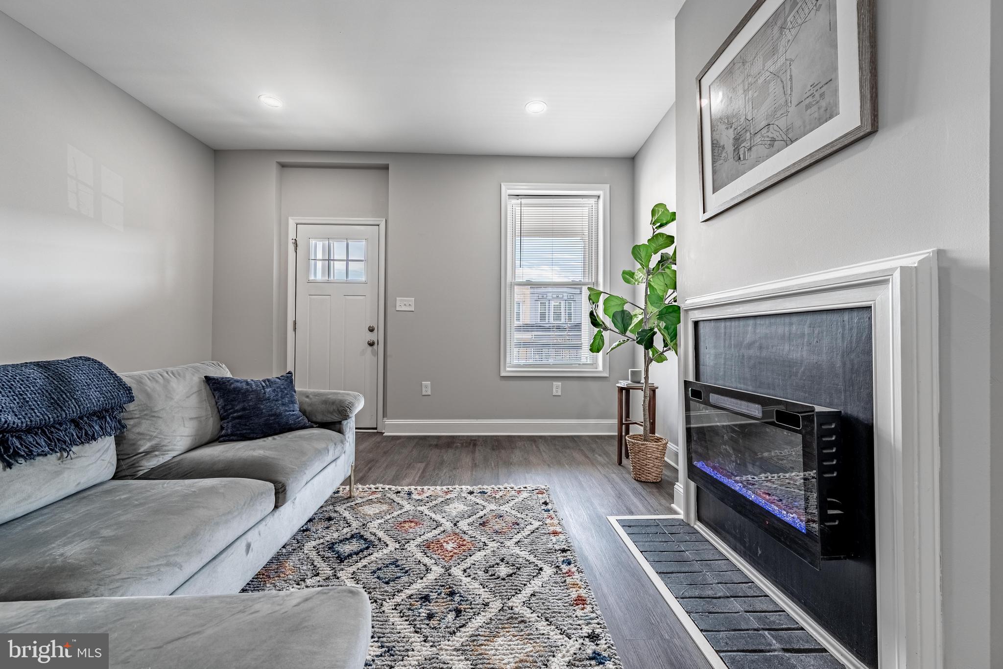 HAMPDEN HISTORIC DISTRICT - Residential