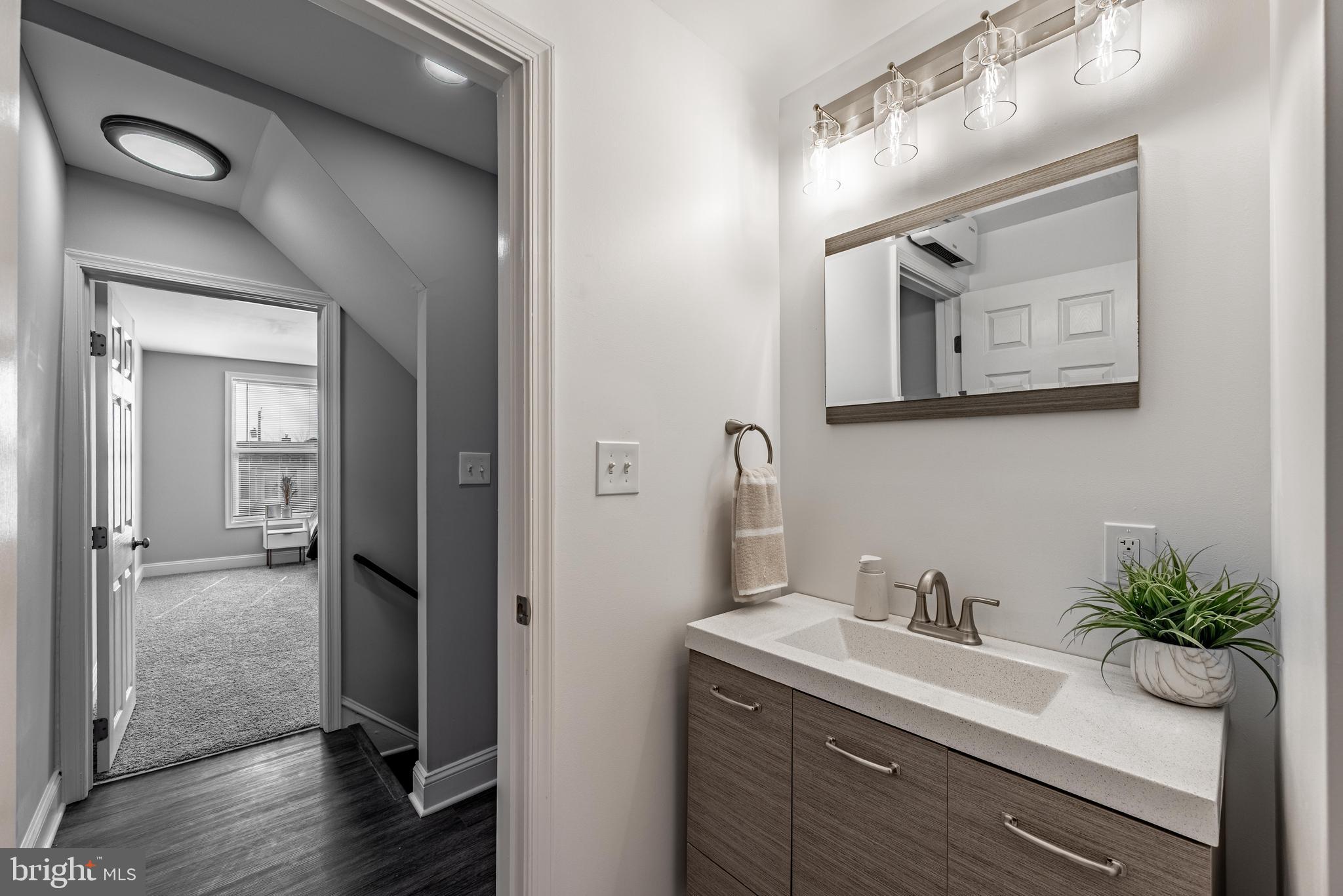 HAMPDEN HISTORIC DISTRICT - Residential