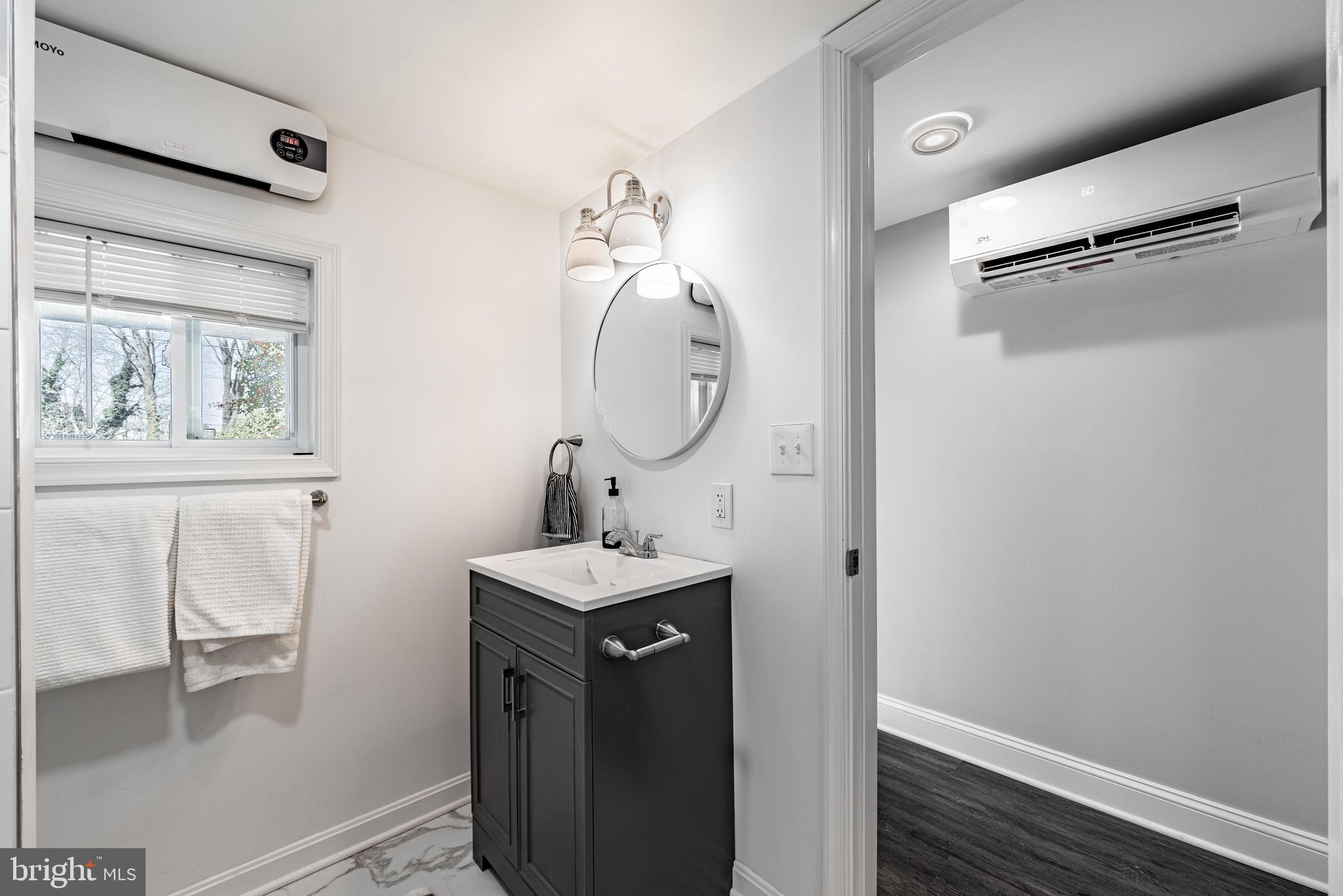 HAMPDEN HISTORIC DISTRICT - Residential