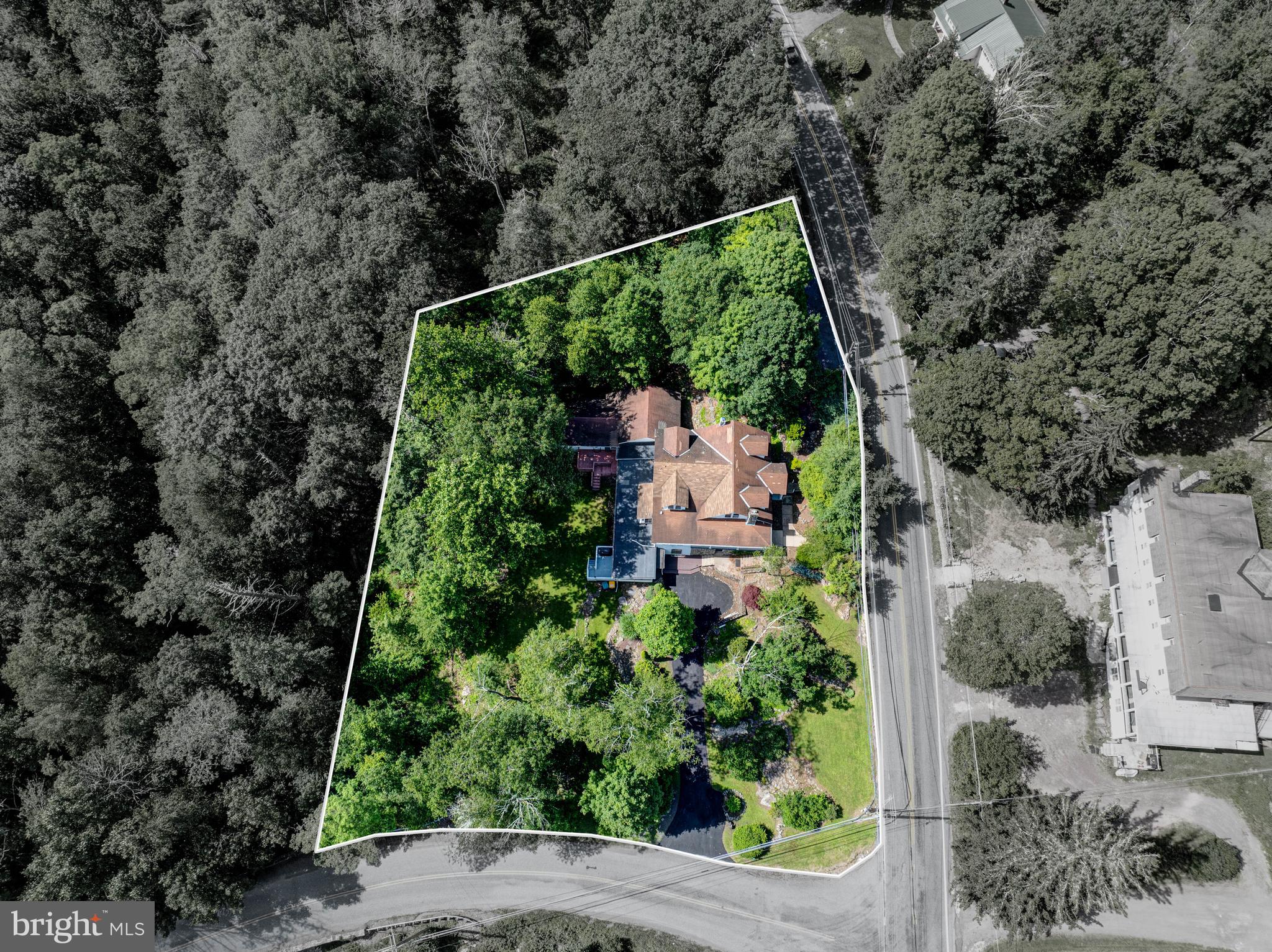 579 GOLF DRIVE