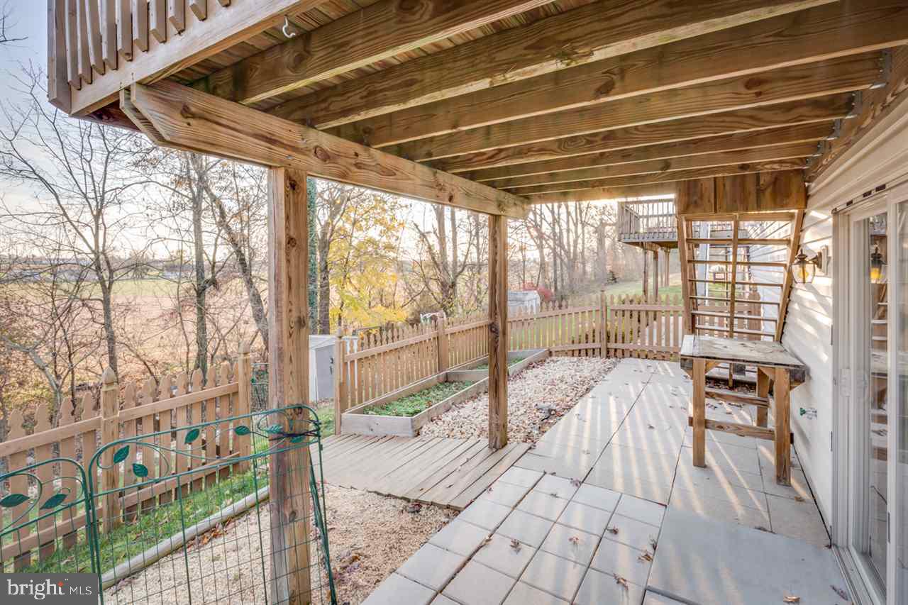 OAK HILLS - Residential