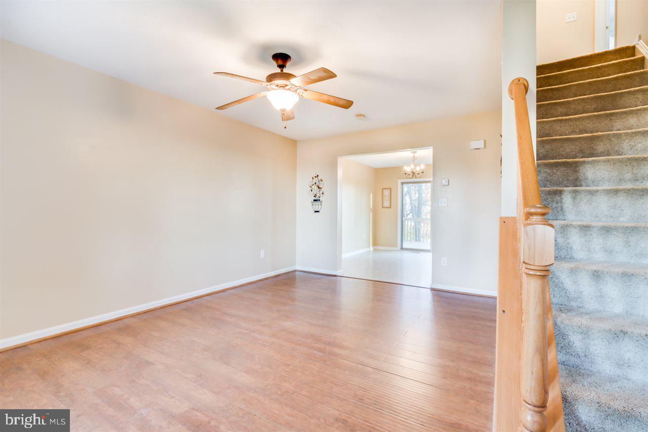 OAK HILLS - Residential