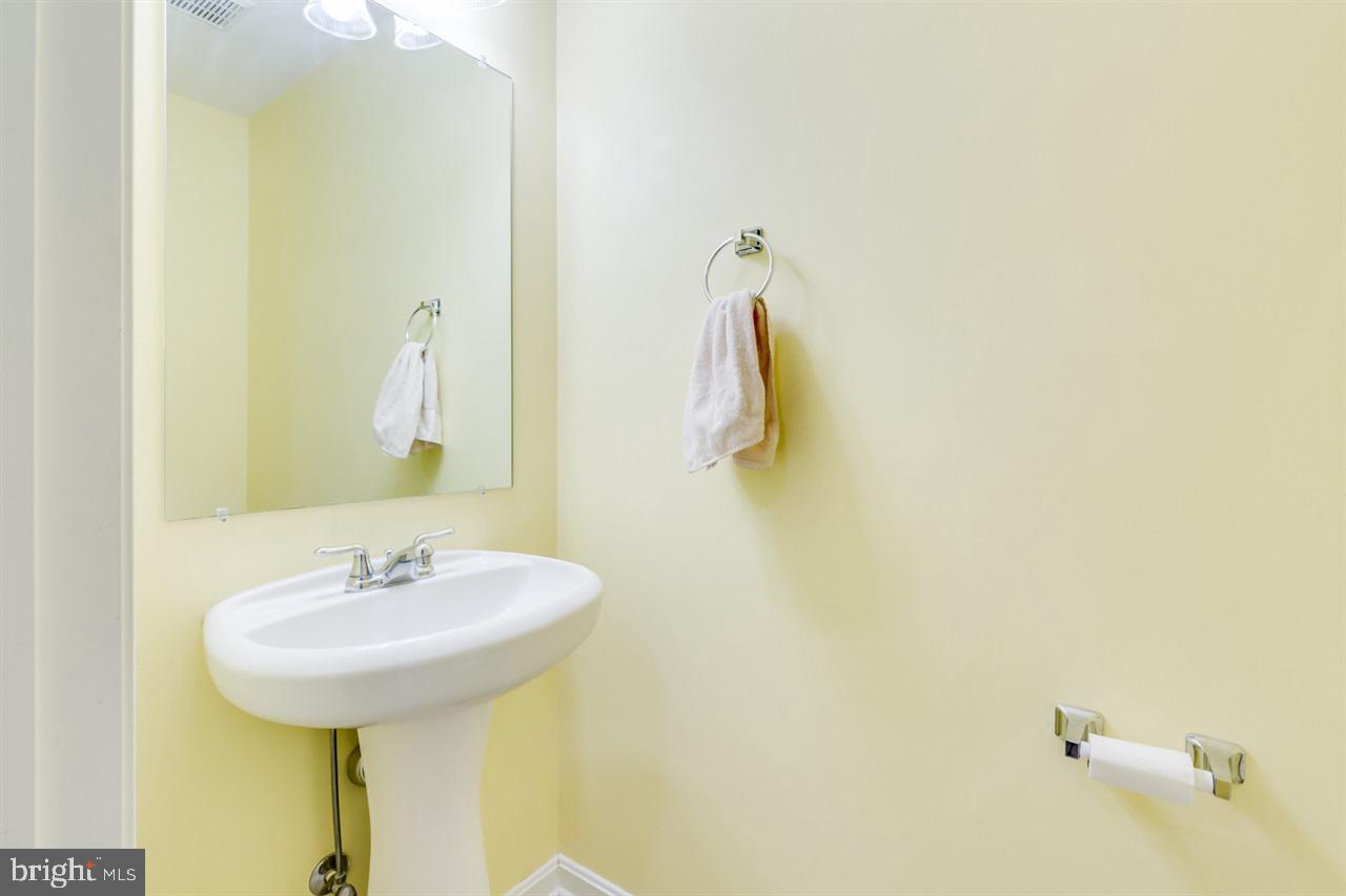 OAK HILLS - Residential