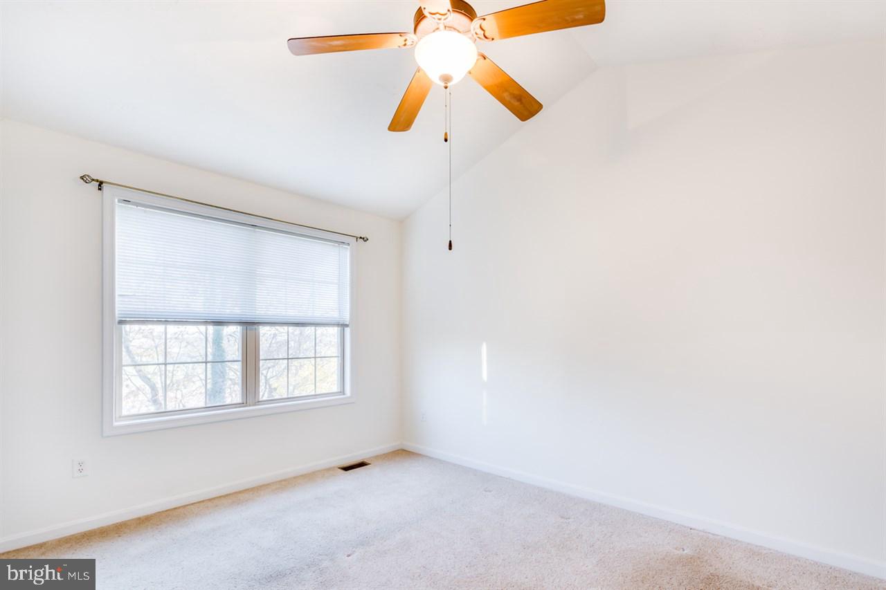 OAK HILLS - Residential