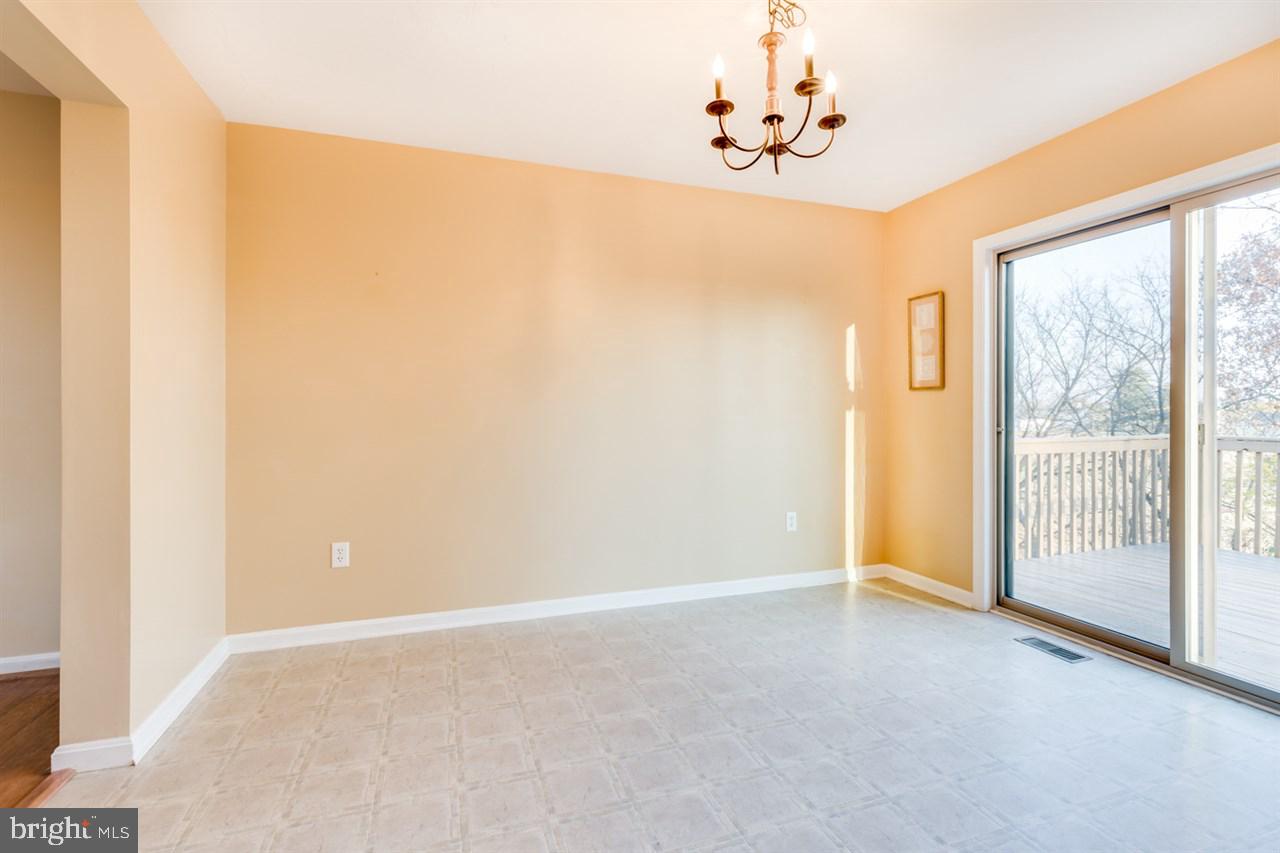 OAK HILLS - Residential