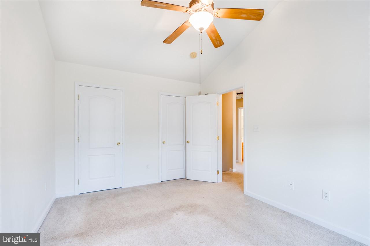 OAK HILLS - Residential