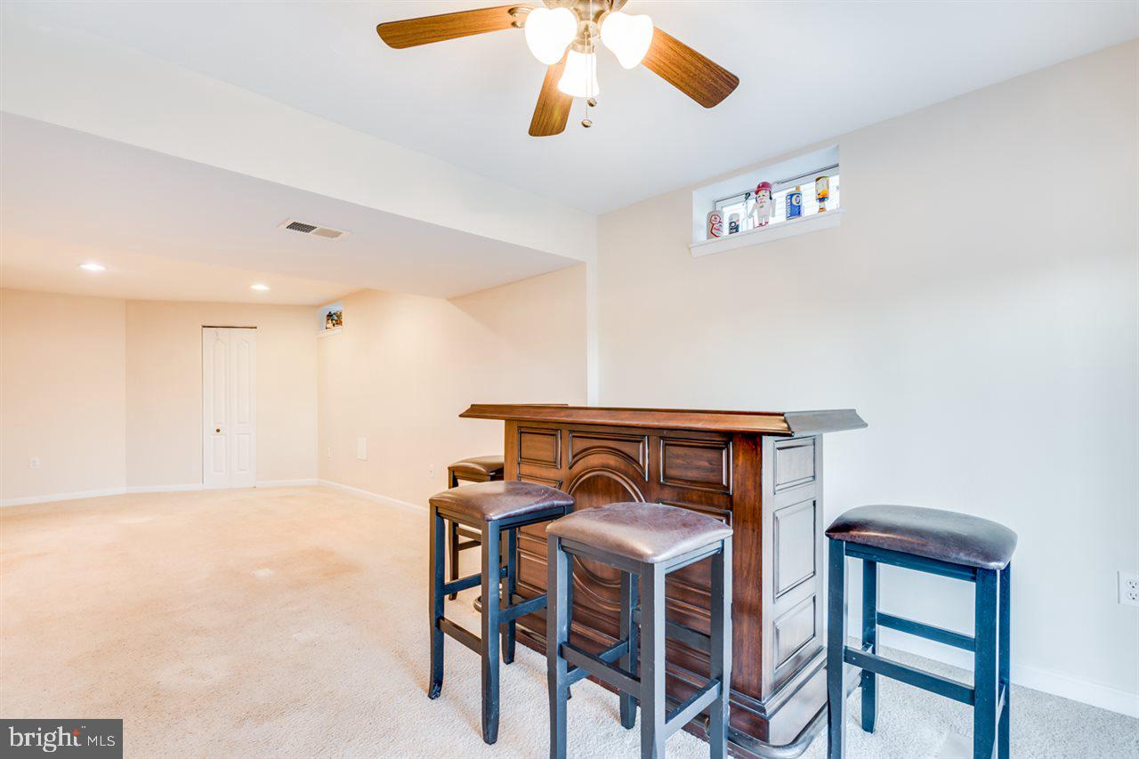 OAK HILLS - Residential