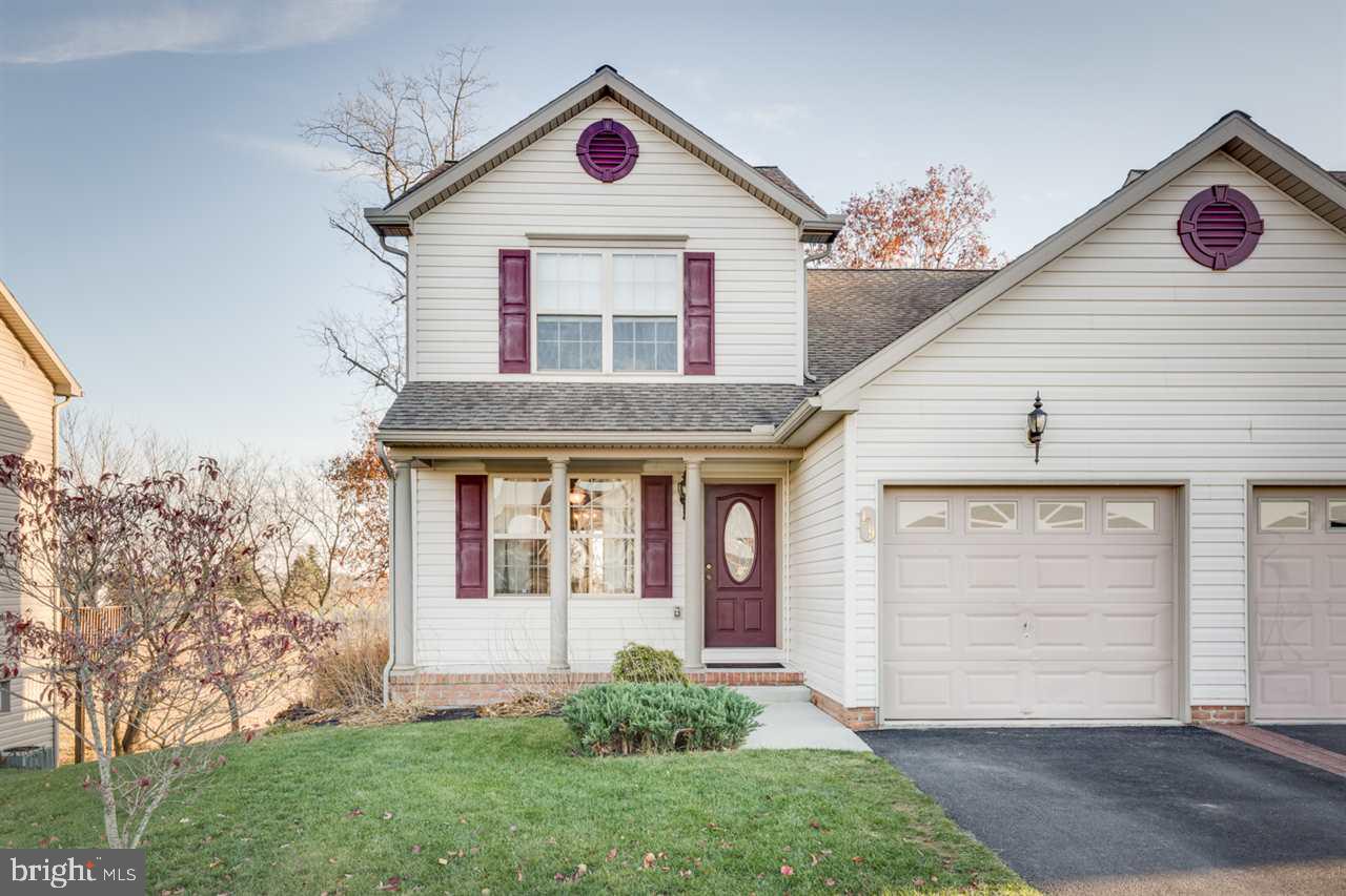 OAK HILLS - Residential