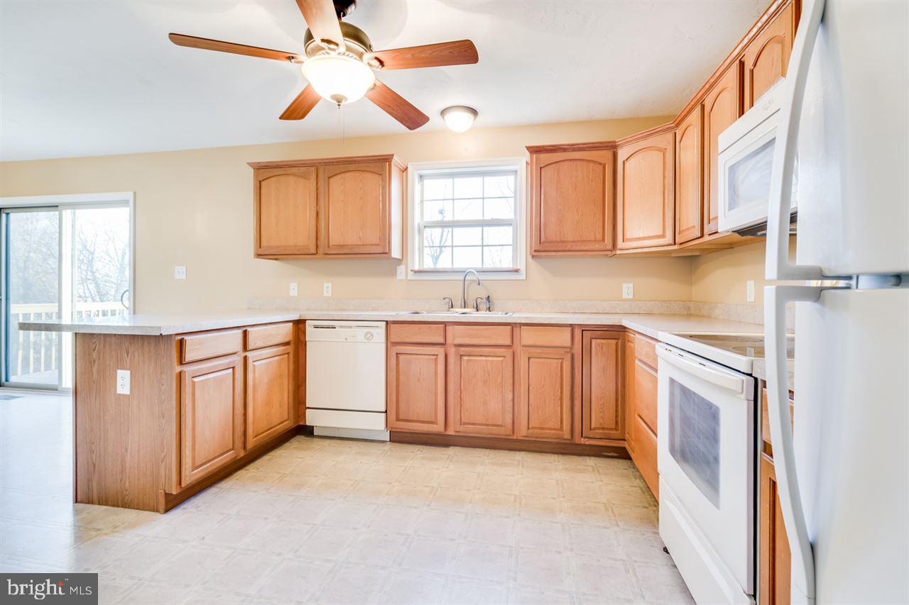 OAK HILLS - Residential