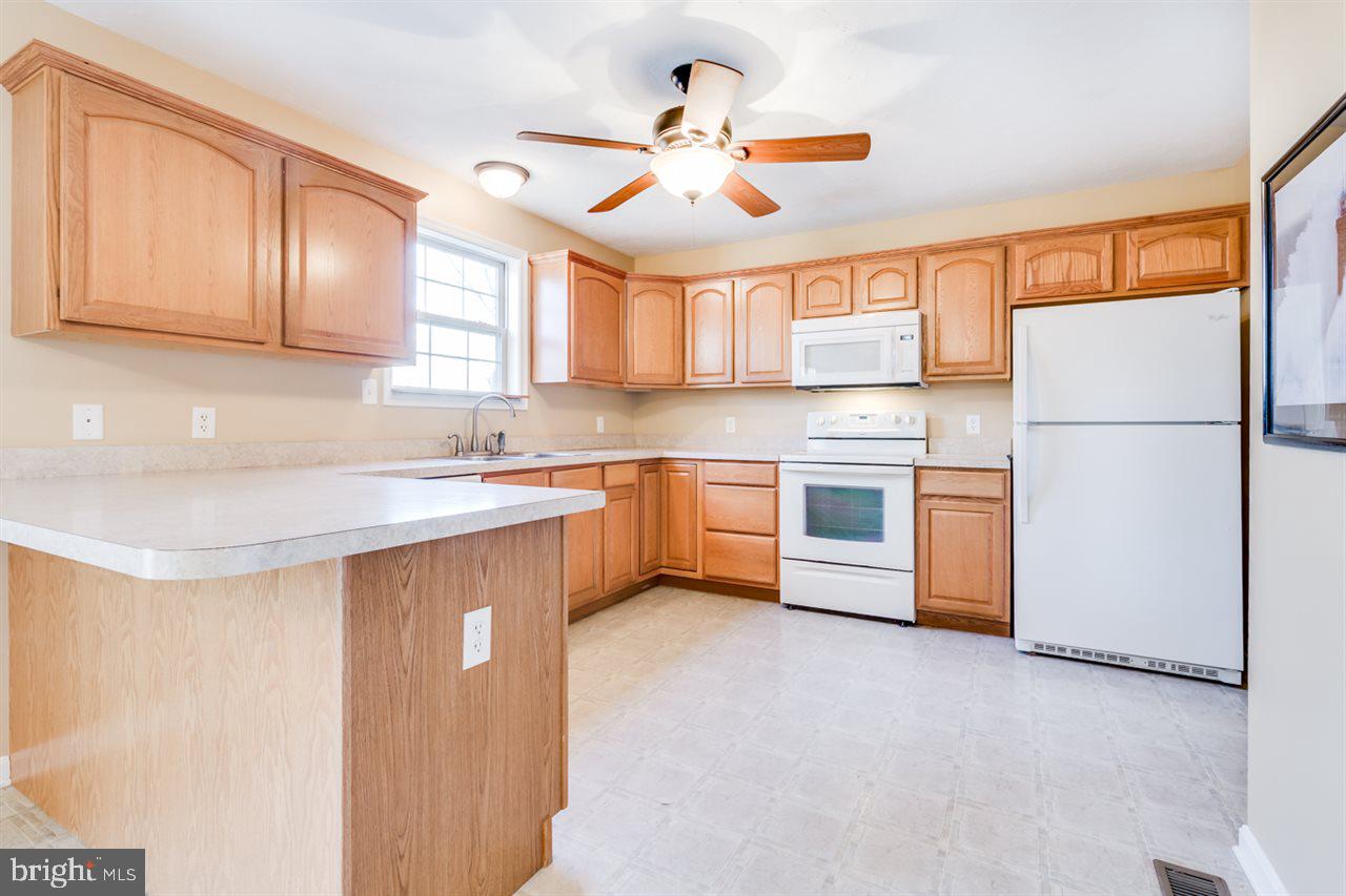 OAK HILLS - Residential