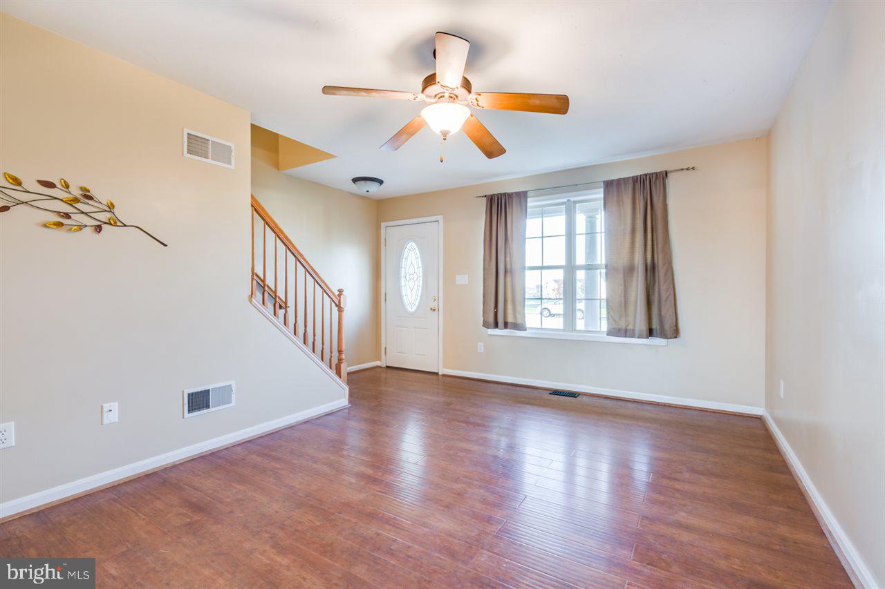 OAK HILLS - Residential