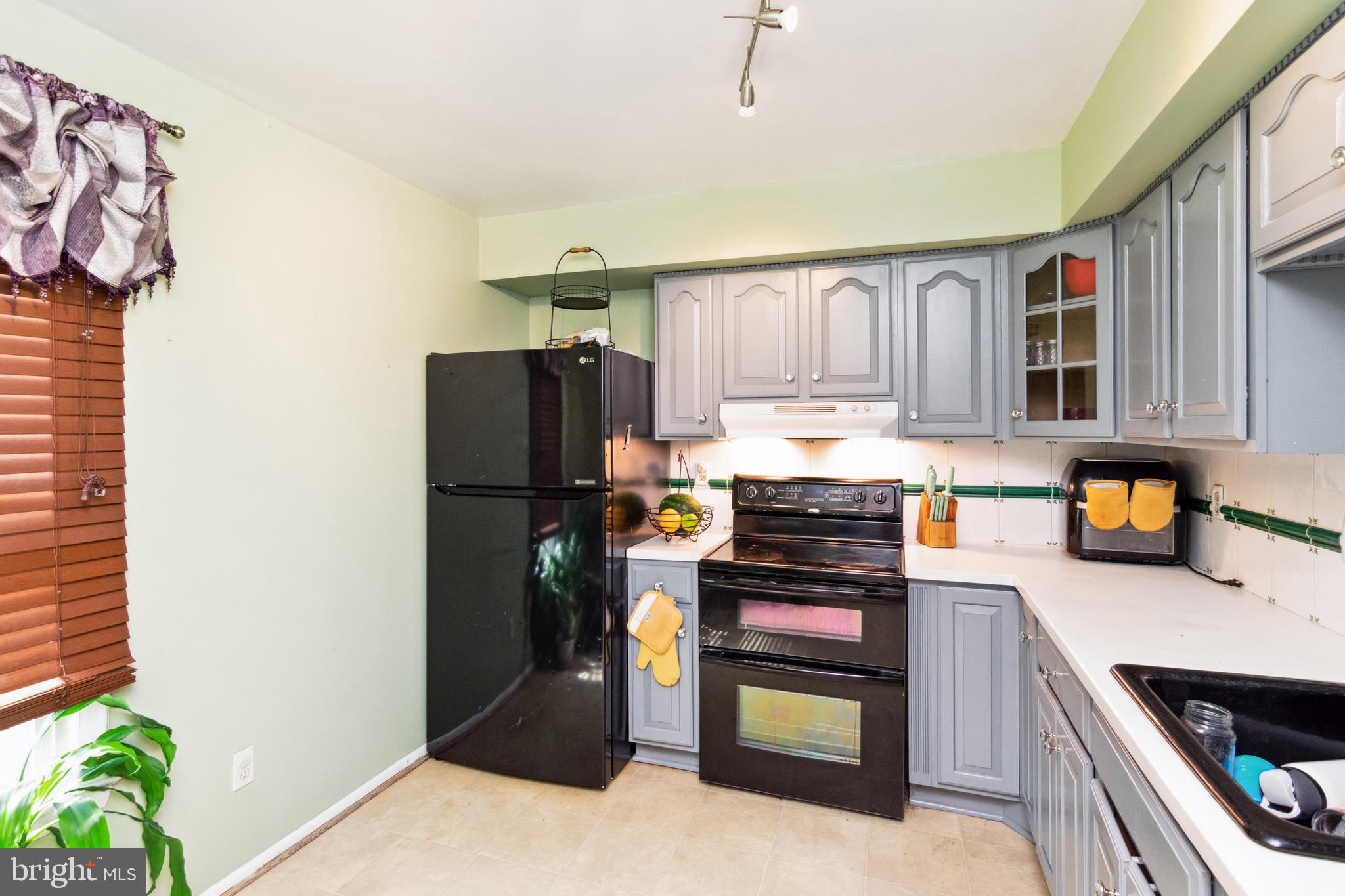 CANTERBURY RIDING - Residential