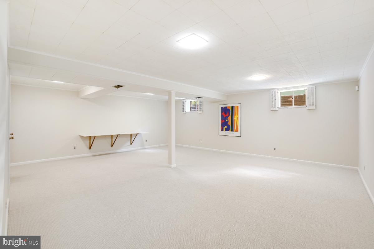 LUXMANOR - Residential