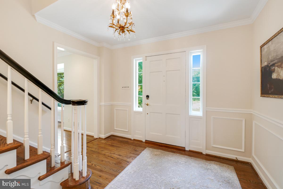 LUXMANOR - Residential