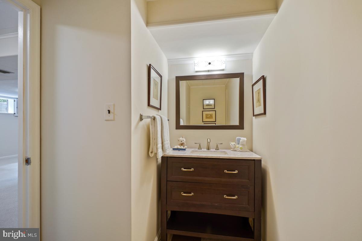 LUXMANOR - Residential