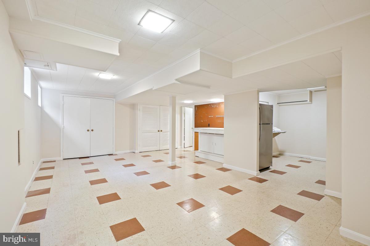 LUXMANOR - Residential