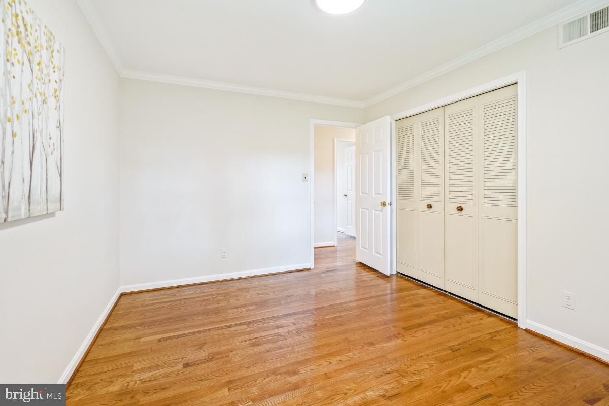 LUXMANOR - Residential