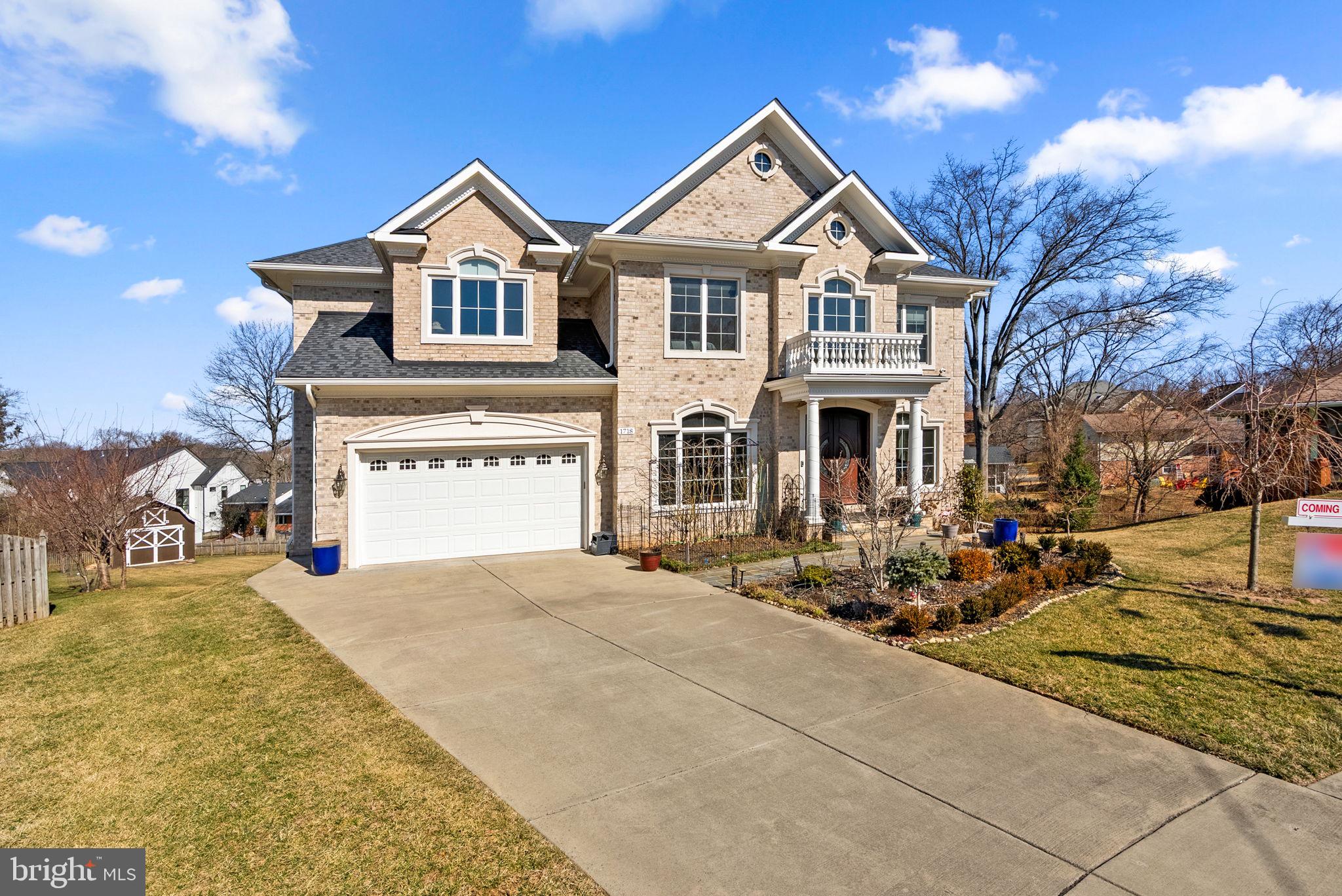 1718 CHATEAU COURT
