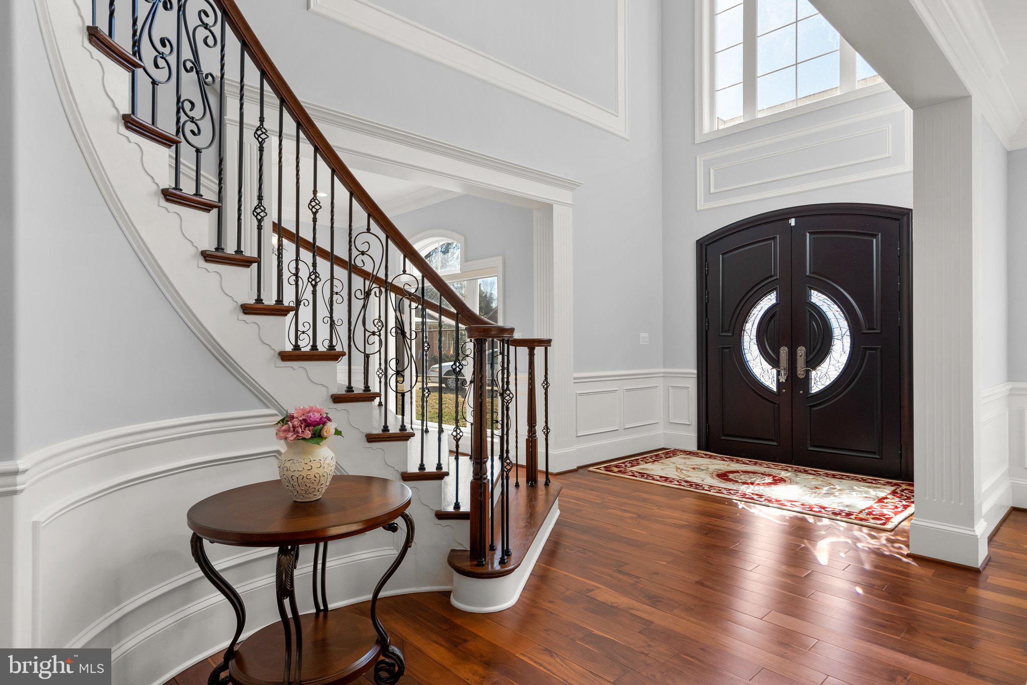 1718 CHATEAU COURT