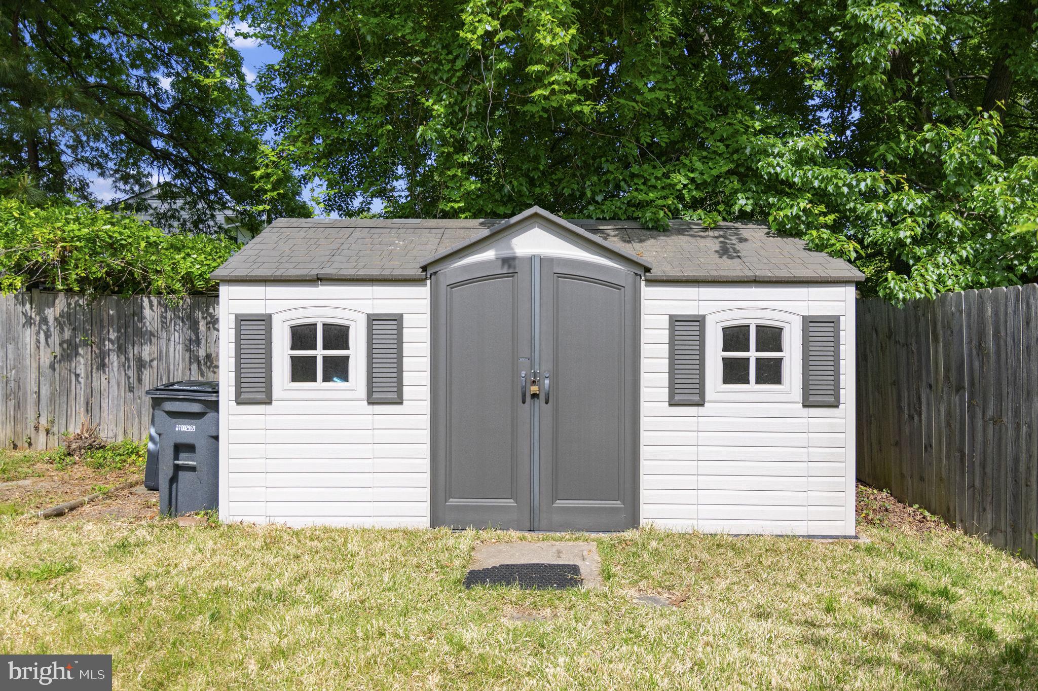 ROSE HILL FARMS - Residential